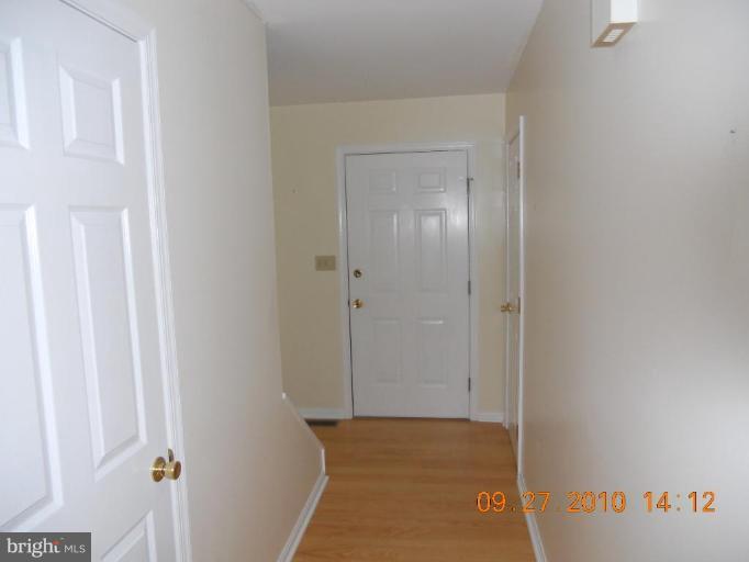 24470 Reed Court Ridgely, MD 21660 - Photo 18 of 24 Entrance / Foyer