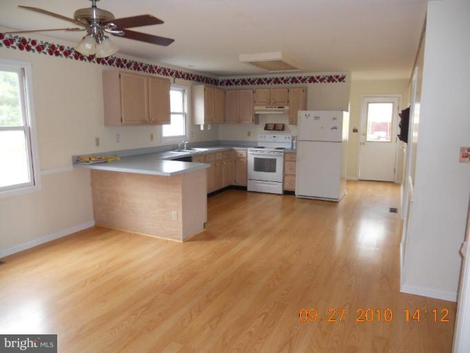 24470 Reed Court Ridgely, MD 21660 - Photo 22 of 24 Kitchen