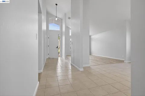 $849,000 | 247 Sparrow Drive, Hercules, CA 94547