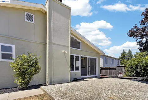 $849,000 | 247 Sparrow Drive, Hercules, CA 94547