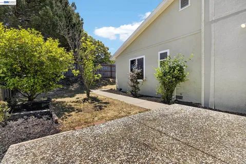 $849,000 | 247 Sparrow Drive, Hercules, CA 94547