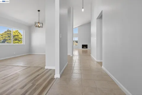 $849,000 | 247 Sparrow Drive, Hercules, CA 94547