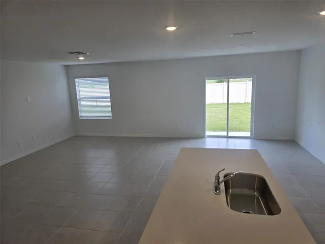 $2,695 | 11962 Brae Way, San Antonio, FL 33576