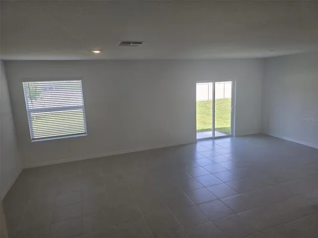 $2,695 | 11962 Brae Way, San Antonio, FL 33576