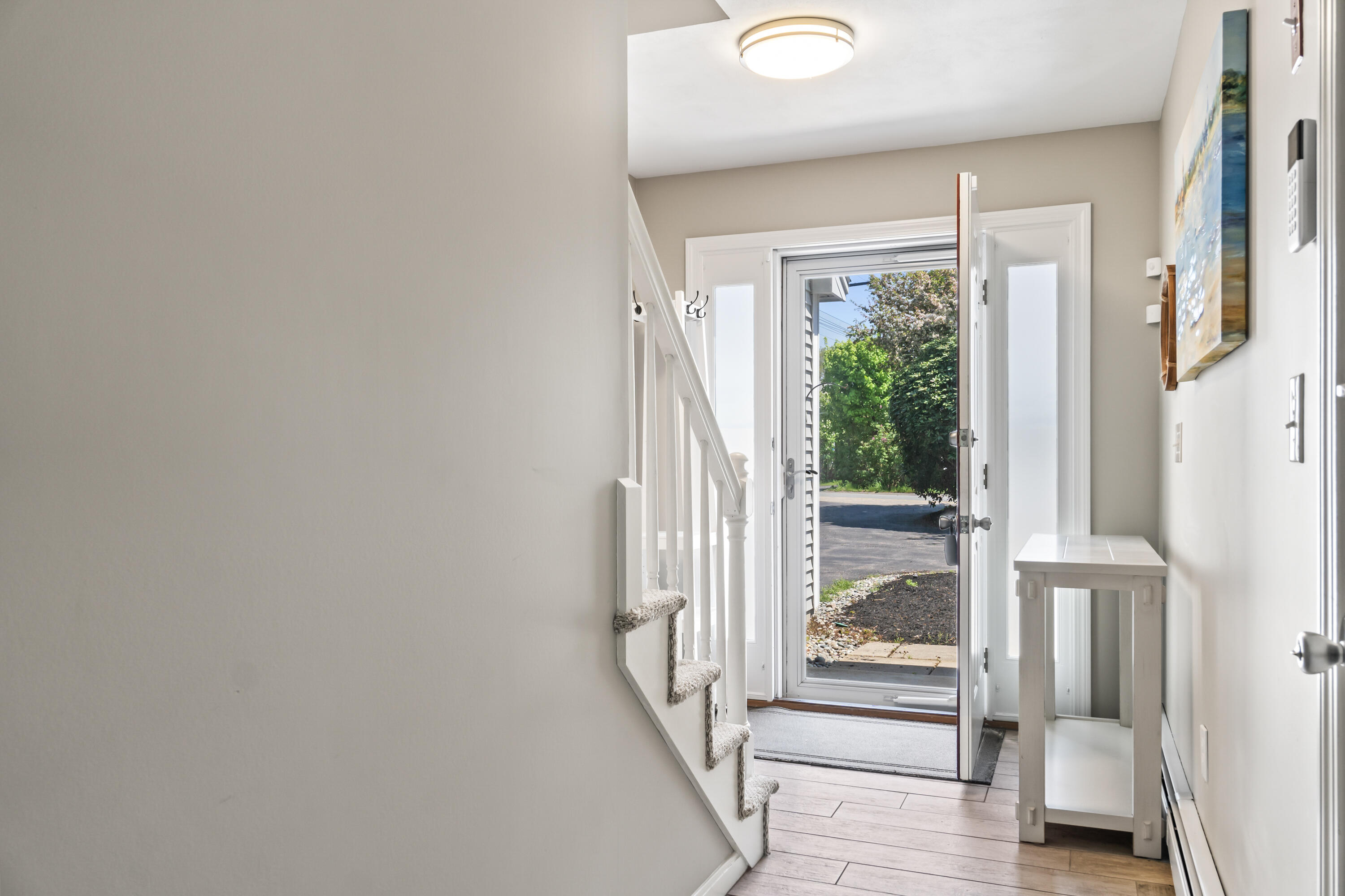 9 Long Beach Avenue, Unit 12 York, ME 03909 - Photo 7 of 34 Entry