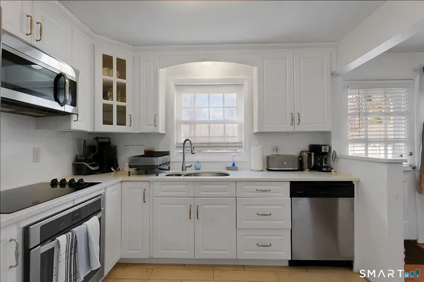 $2,800 | 44 Garden Street, Unit 7, Farmington, CT 06032