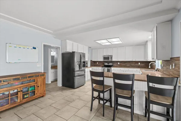 $559,000 | 5743 Prince Edward Lane, Riverbank, CA 95367