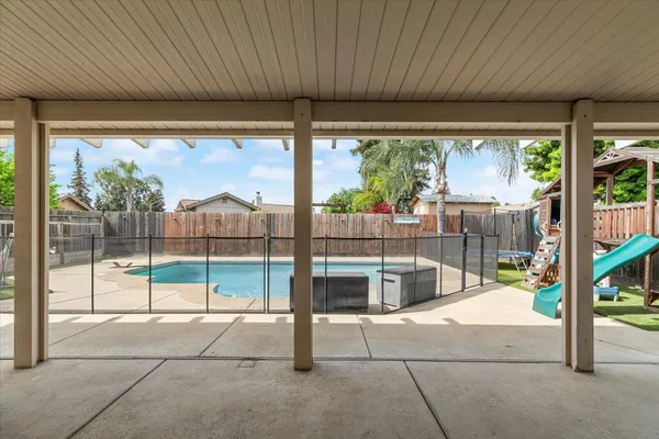 $559,000 | 5743 Prince Edward Lane, Riverbank, CA 95367