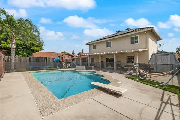 $559,000 | 5743 Prince Edward Lane, Riverbank, CA 95367