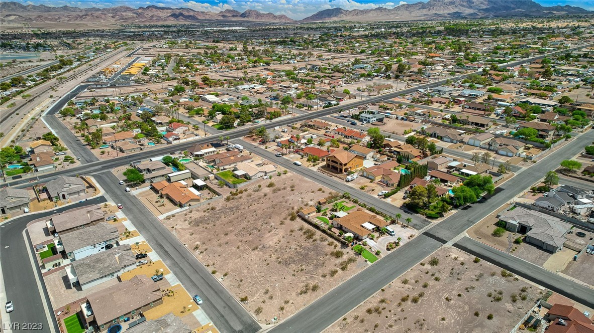 Laval Henderson, NV 89015 - Photo 11 of 18