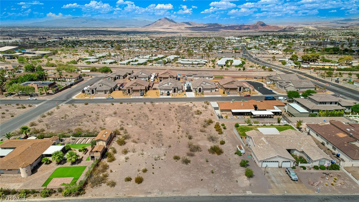 Laval Henderson, NV 89015 - Photo 5 of 18