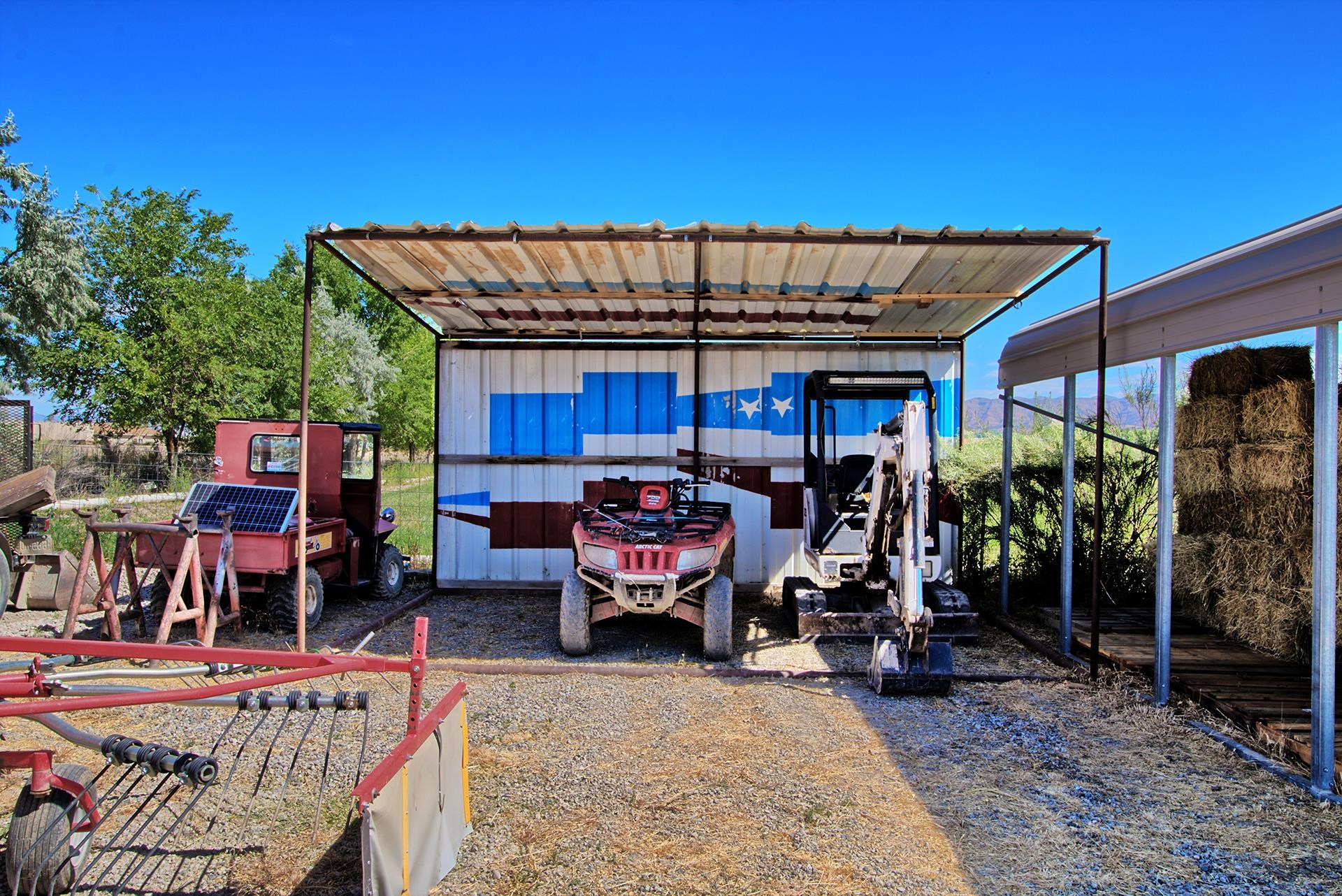 1724 O Road Fruita, CO 81521 - Photo 42 of 42 a view of a chairs and tables in patio