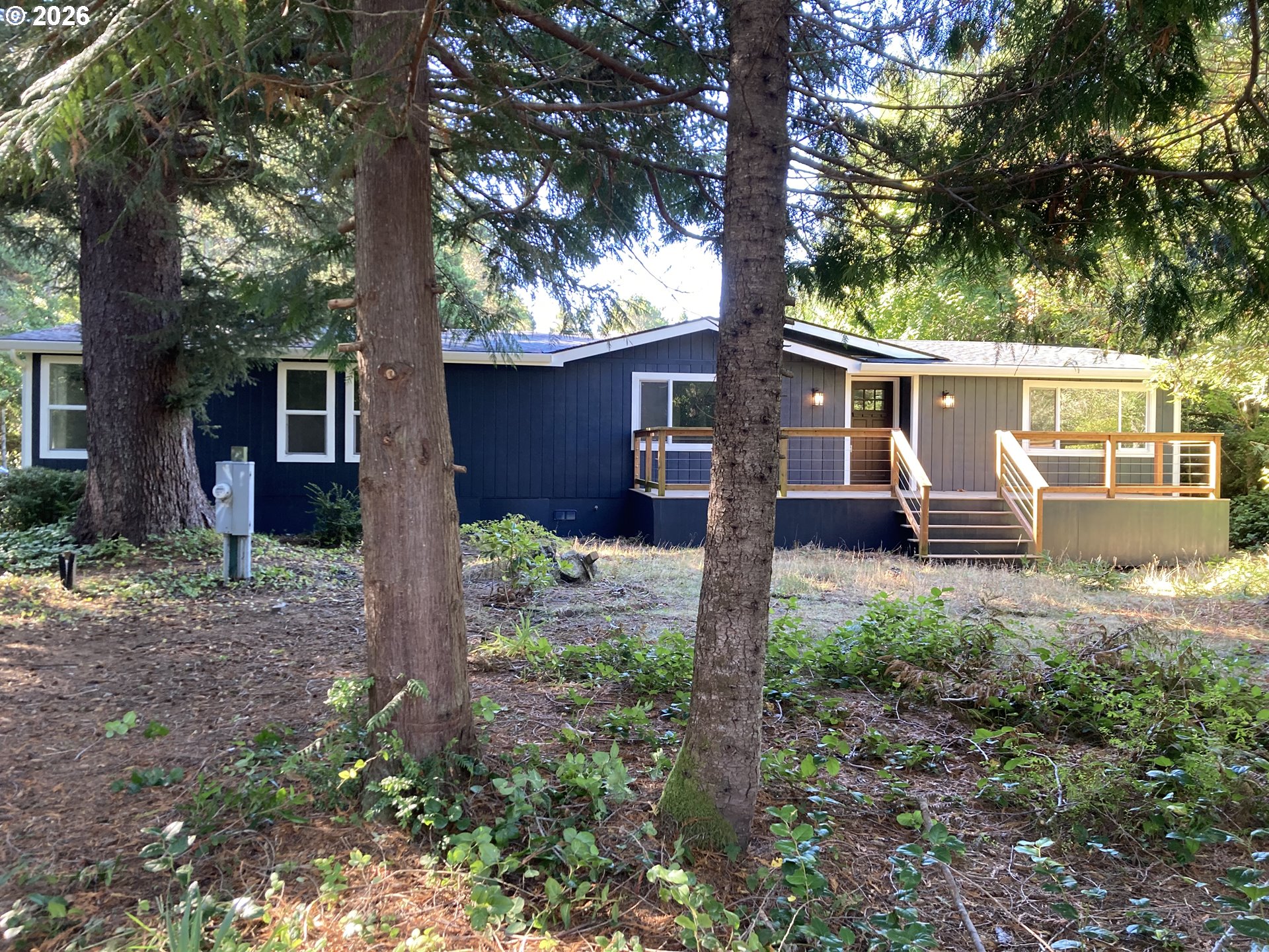 4800 Rhododendron Loop Florence, OR 97439 - Photo 1 of 18 Gallery Image 1