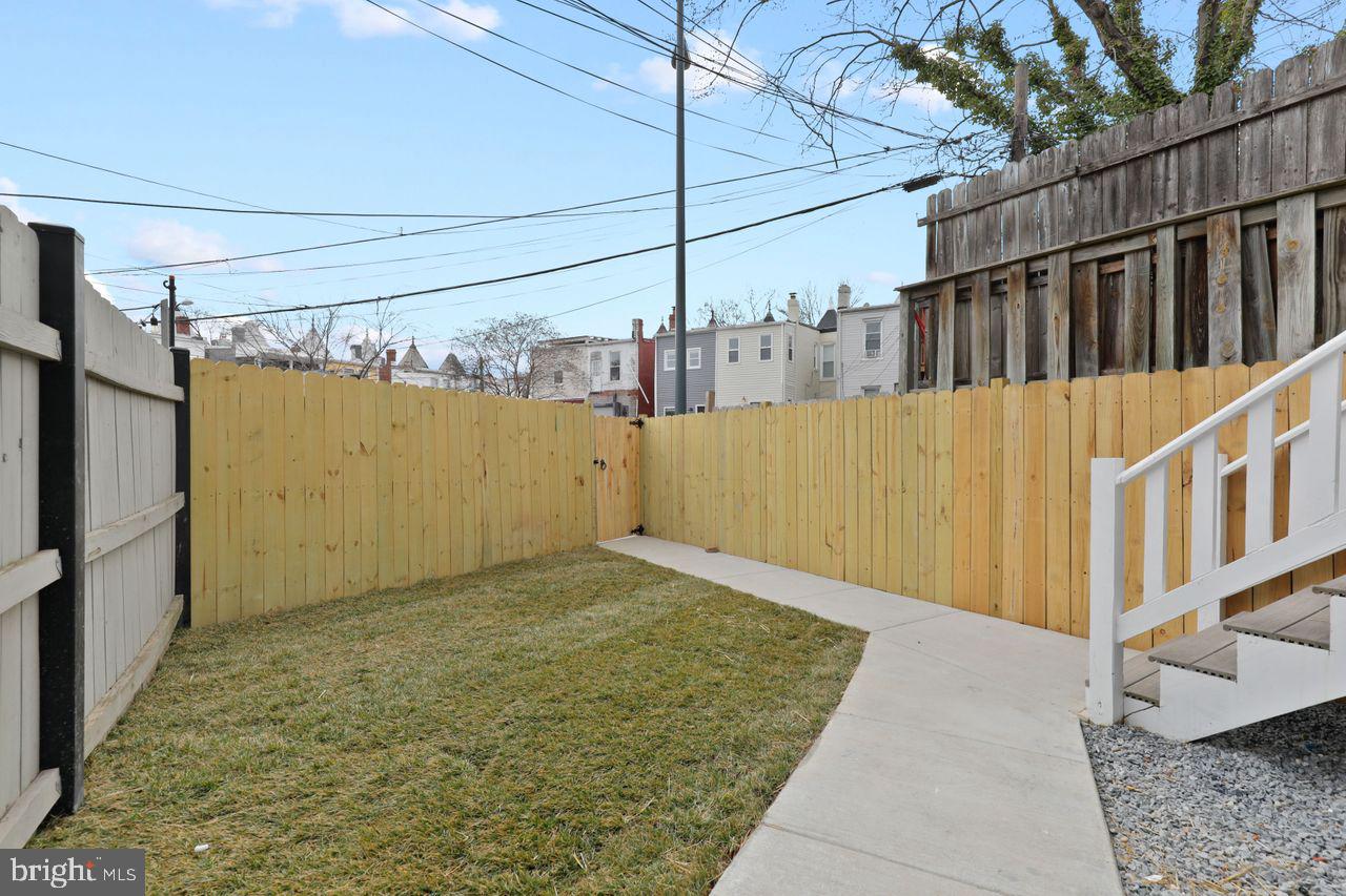 1023 Florida Avenue Northeast Washington, DC 20002 - Photo 20 of 24 a view of small space