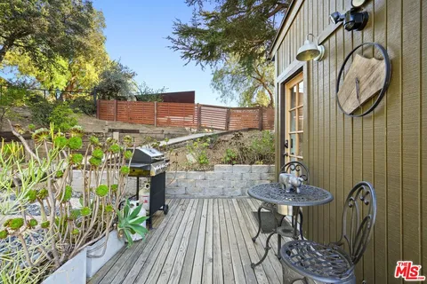 $1,499,000 | 21956 Cereza Way, Topanga, CA 90290