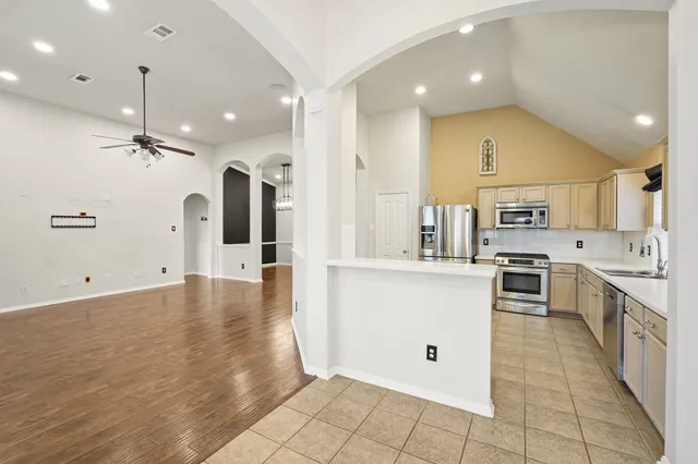 $2,150 | 18303 Heathridge Lane, Cypress, TX 77433