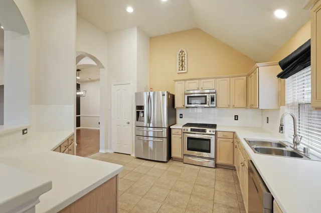 $2,150 | 18303 Heathridge Lane, Cypress, TX 77433