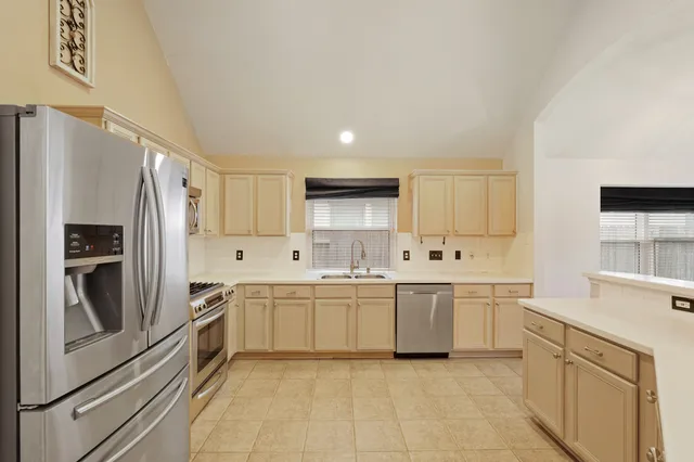 $2,150 | 18303 Heathridge Lane, Cypress, TX 77433