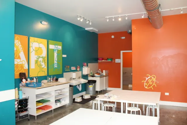 $813,000 | 200 Harrison Street, Oak Park, IL 60304