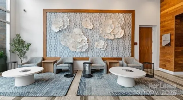 $1,490 | 650 East Brooklyn Vlg Avenue, Unit A3, Charlotte, NC 28202