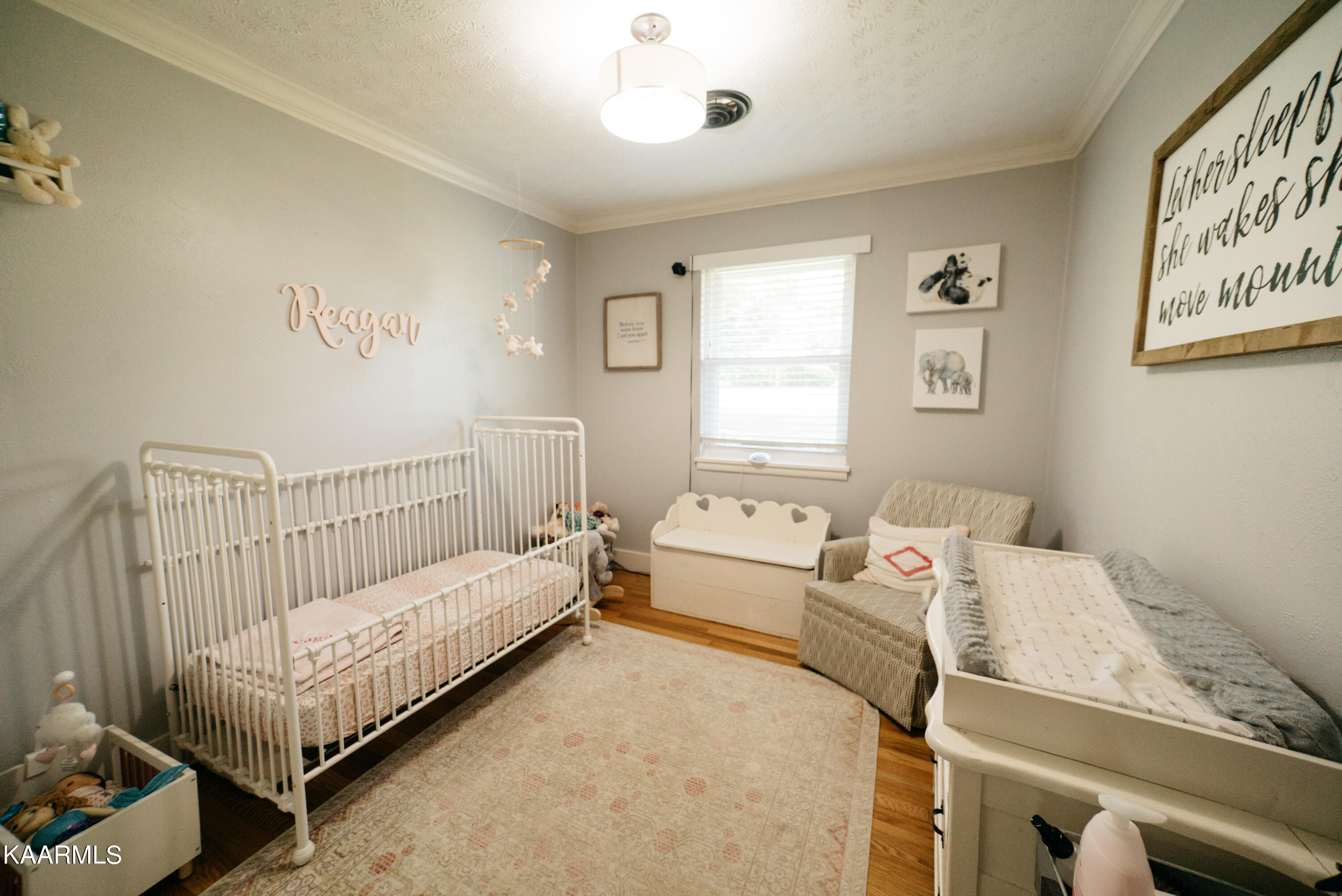 809 Wesley Road Northwest Knoxville, TN 37909 - Photo 10 of 17 Bedroom 3