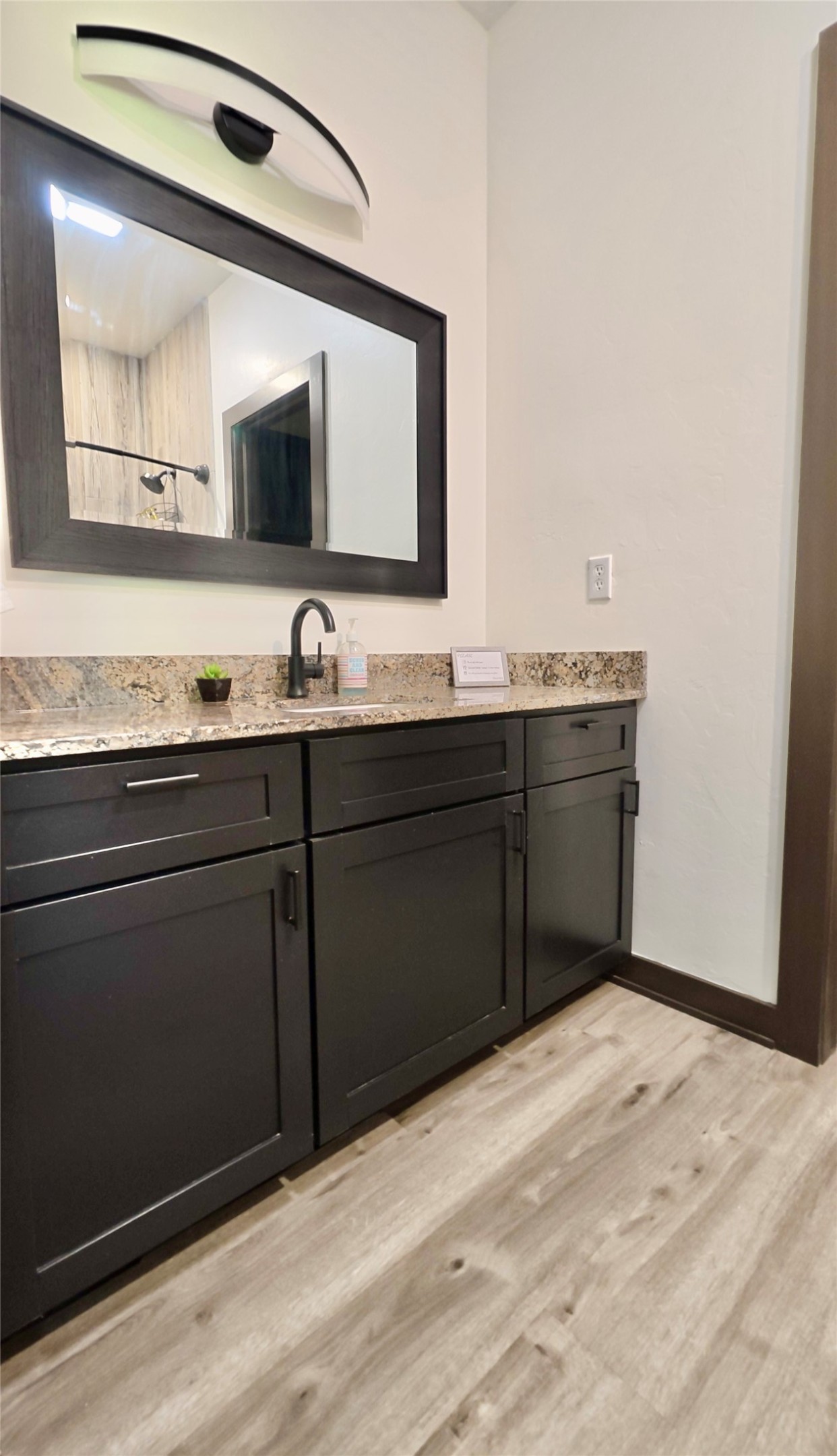 114495 South 4296th Road Porum, OK 74455 - Photo 29 of 59 Primary bathroom 2