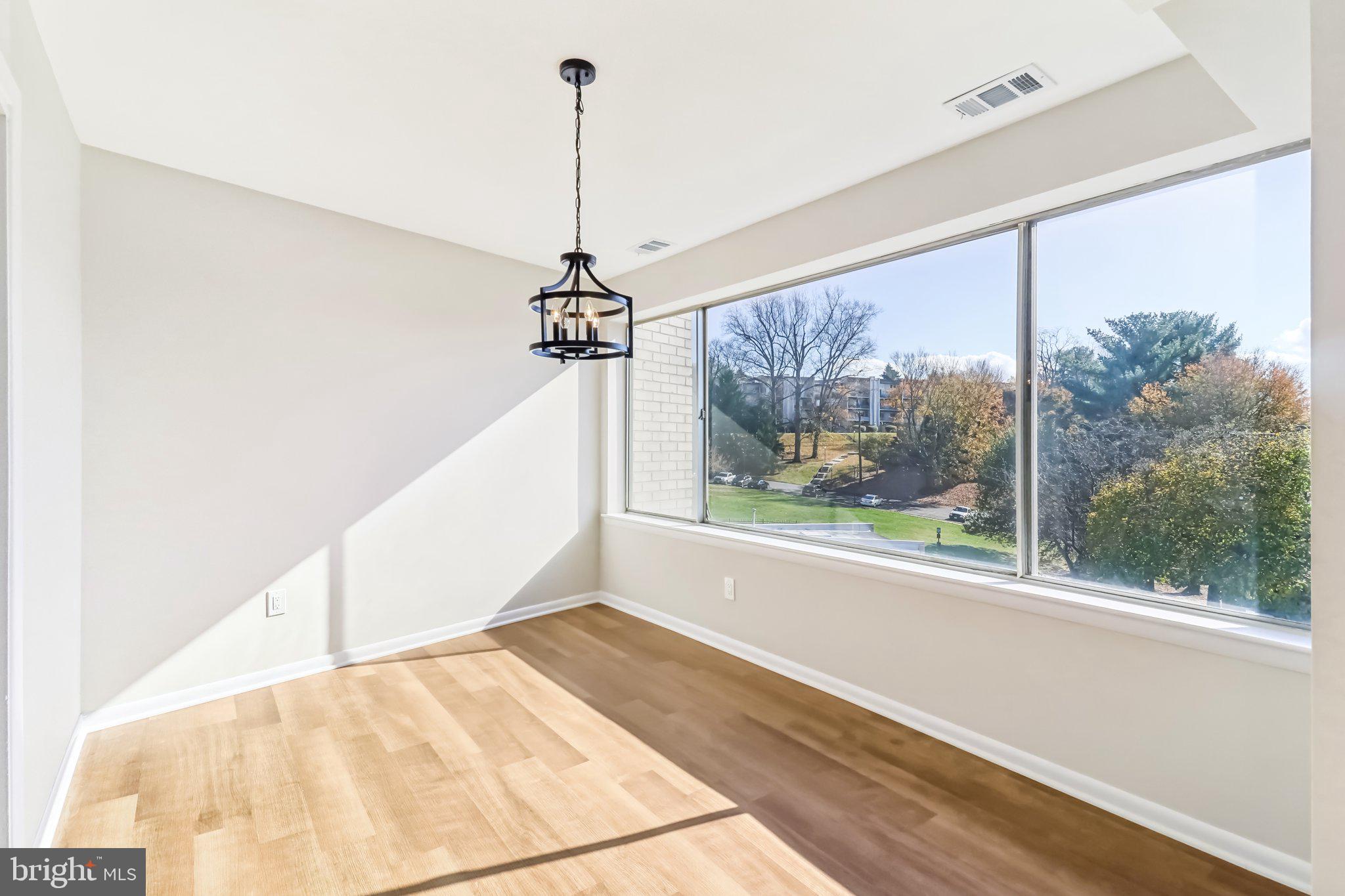 2511 Baltimore Road Rockville, MD 20853 - Photo 11 of 37 Dining Area