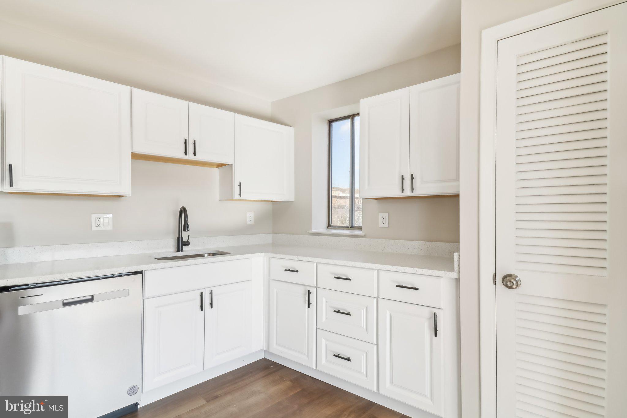 2511 Baltimore Road Rockville, MD 20853 - Photo 16 of 37 Kitchen