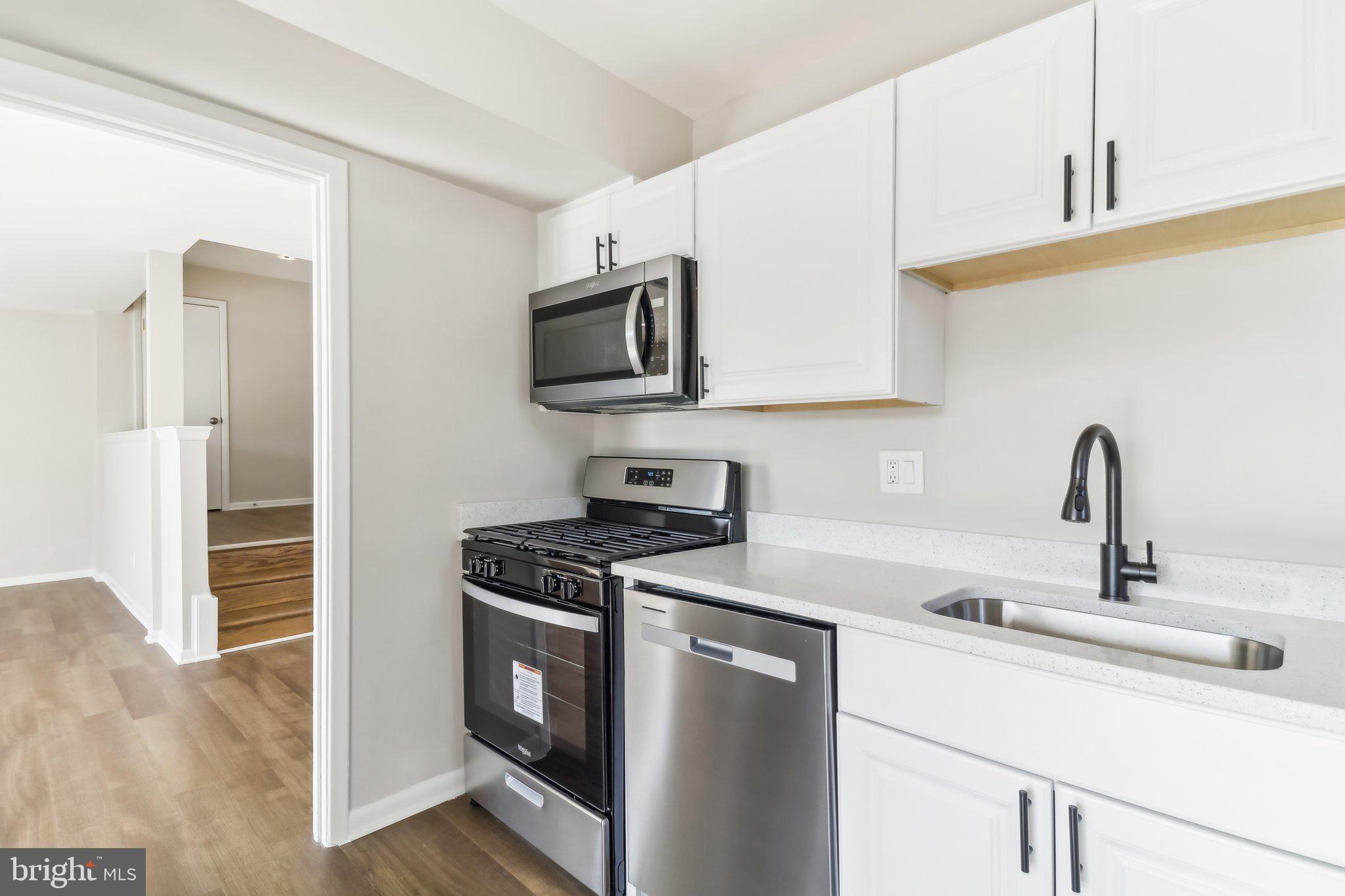 2511 Baltimore Road Rockville, MD 20853 - Photo 17 of 37 Kitchen