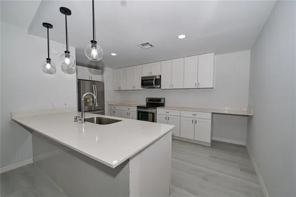 $330,000 | 119 Ridgecrest Drive, Eustis, FL 32726