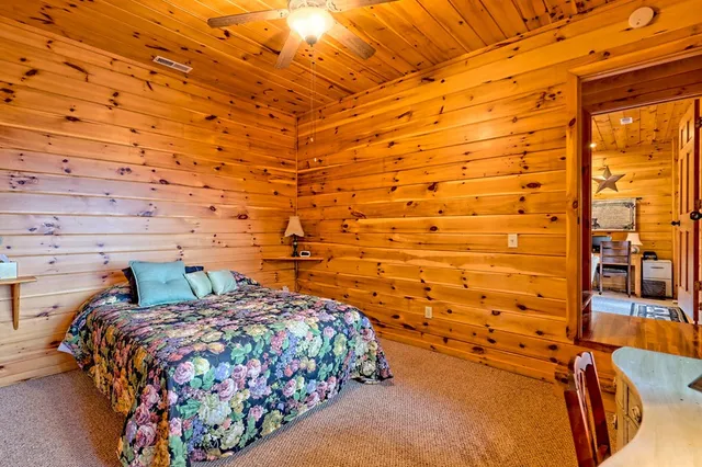 $985,900 | 357 Chicory Drive East, Blairsville, GA 30512