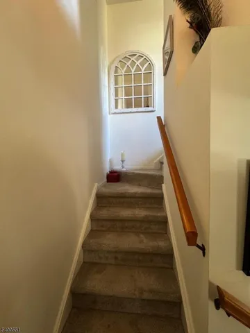 $2,400 | 36 Stevens Court, Bedminster, NJ 07921