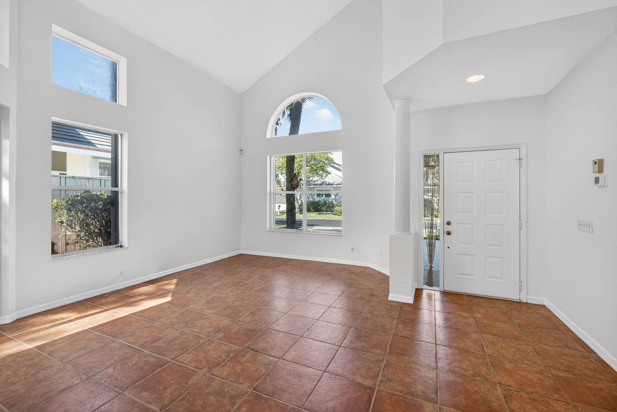 3057 Genoa Lane Jupiter, FL 33477 - Photo 8 of 55 5-web-or-mls-5D1A9705