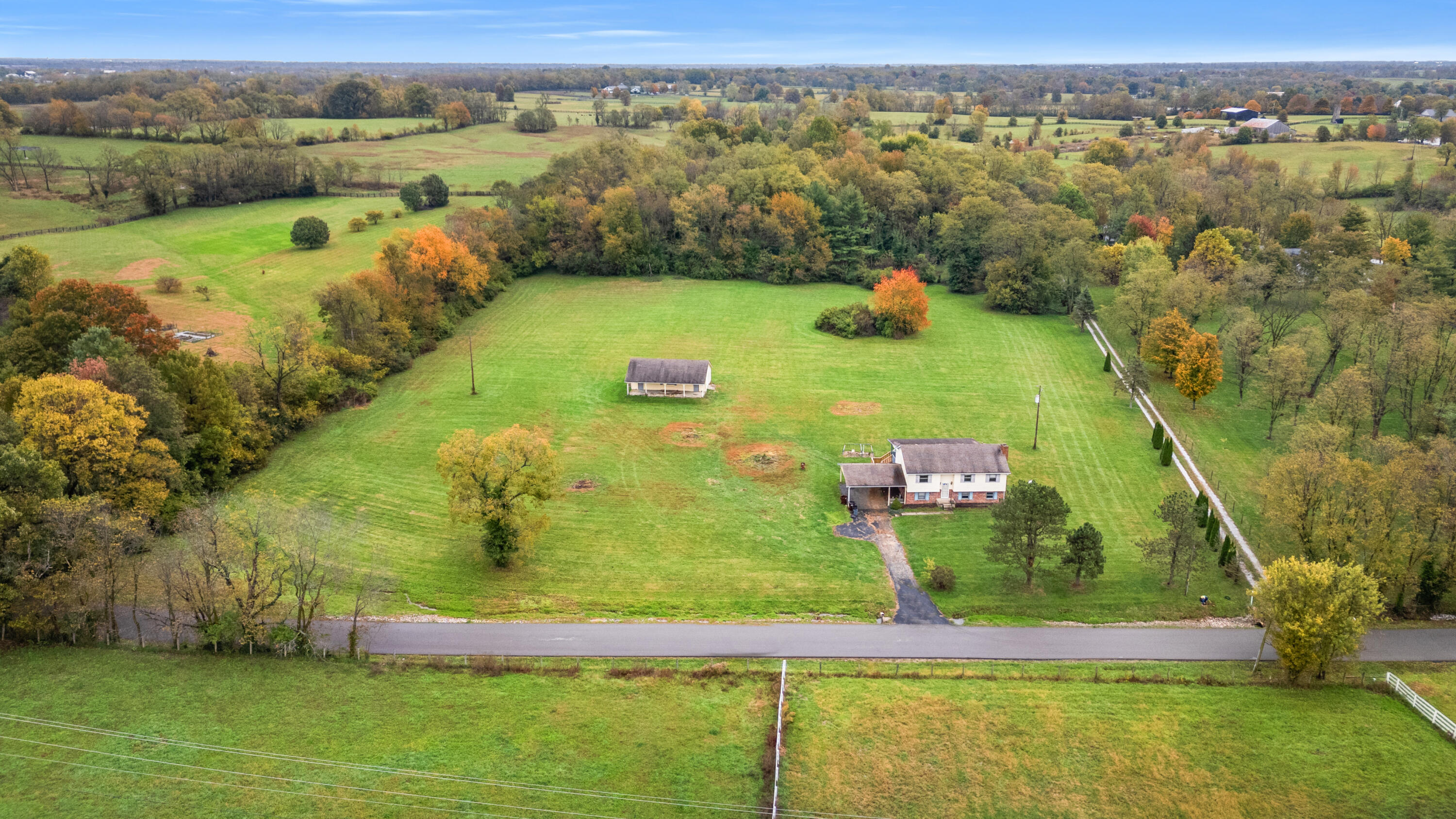 496 Soards Road Georgetown, KY 40324 - Photo 1 of 40 DJI_20251028085427_0004_D