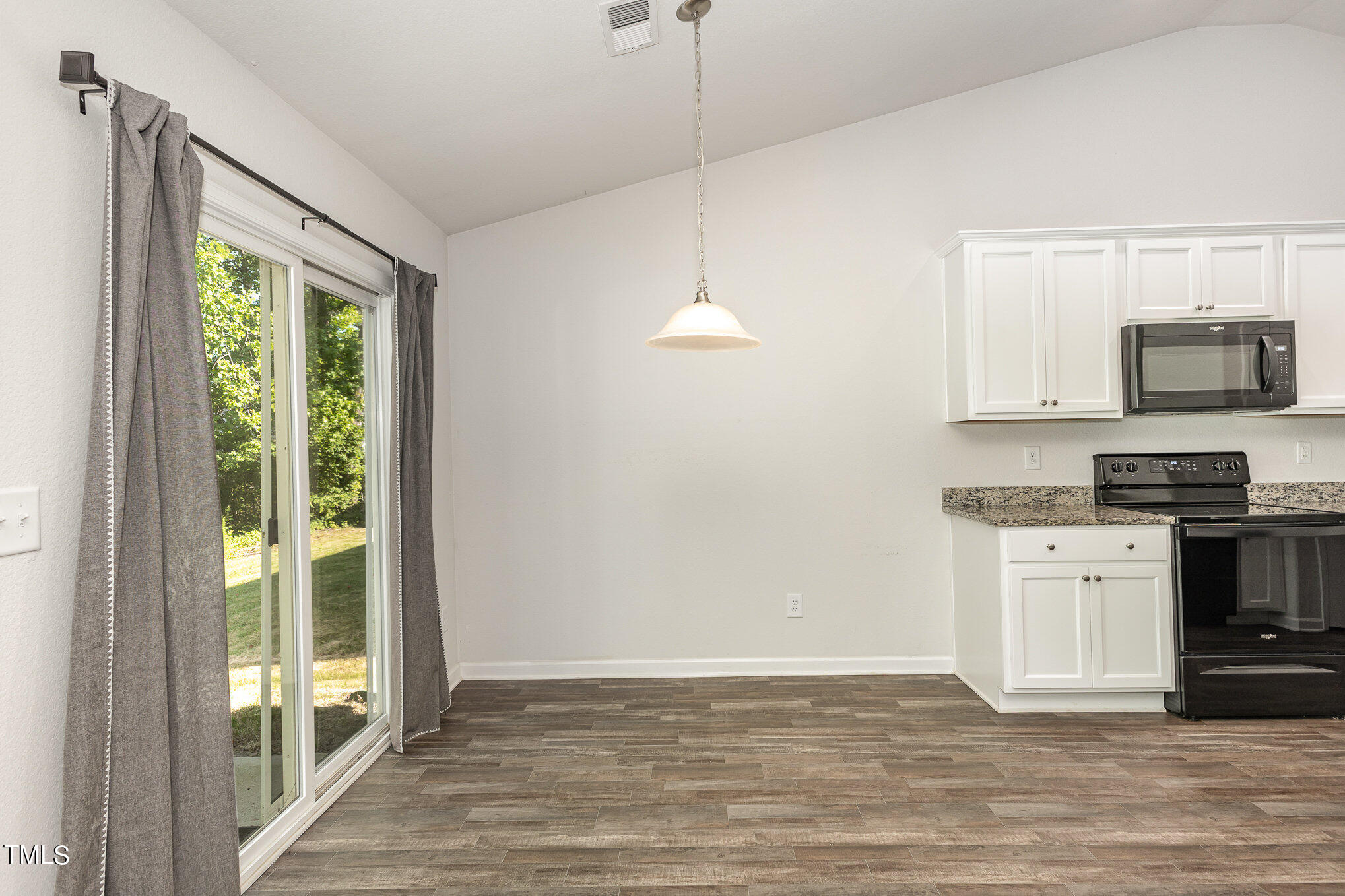 312 Rustling Way Zebulon, NC 27597 - Photo 8 of 29 008_bc4a4140-edit