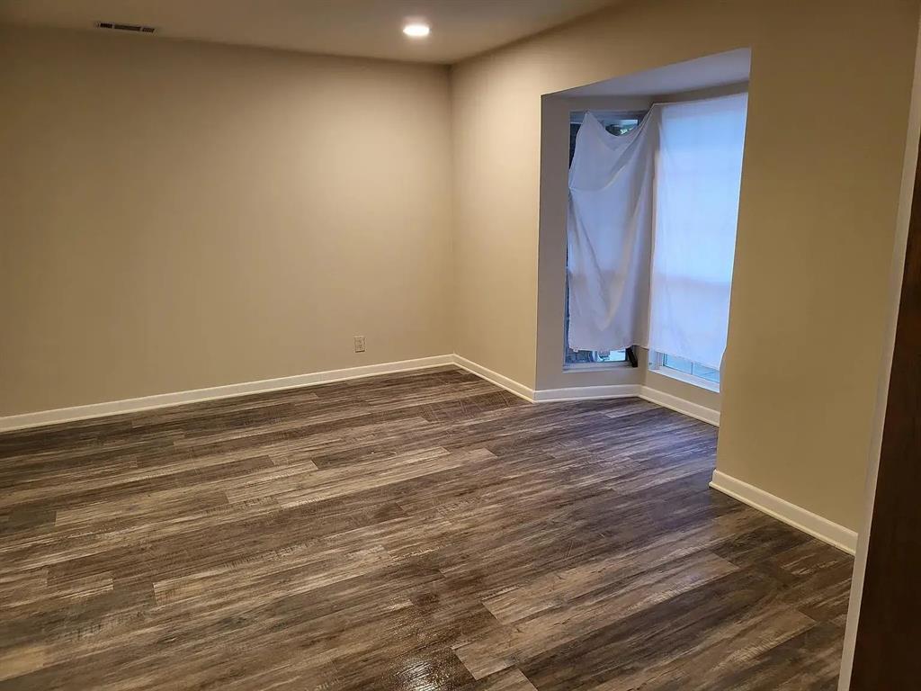 5728 Rockhill Road Fort Worth, TX 76112 - Photo 15 of 31
