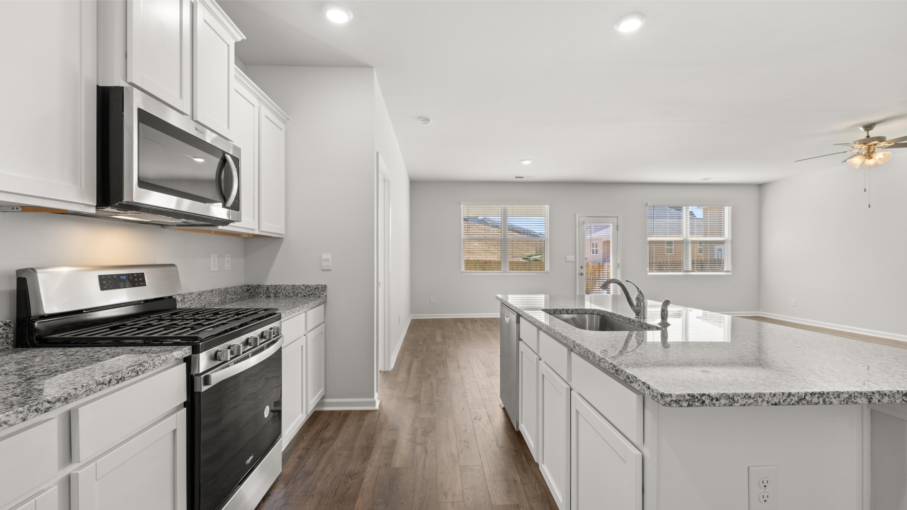 759 Lytham Drive Aiken, SC 29801 - Photo 5 of 39 The Abbey 805 Lytham The Aria_0014_res 1