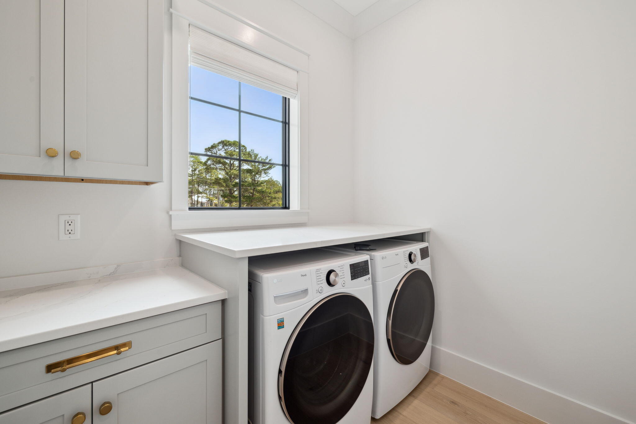 20 Loon Lake Drive Santa Rosa Beach, FL 32459 - Photo 23 of 54 a utility room with dryer and washer