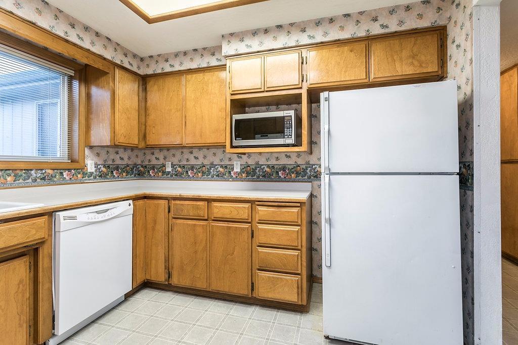 892 Isaac Way Central Point, OR 97502 - Photo 11 of 21 Additional Photo