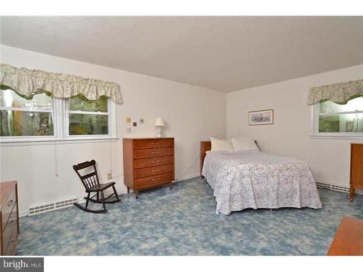 951 Bear Tavern Road Ewing, NJ 08628 - Photo 11 of 19 Bedroom