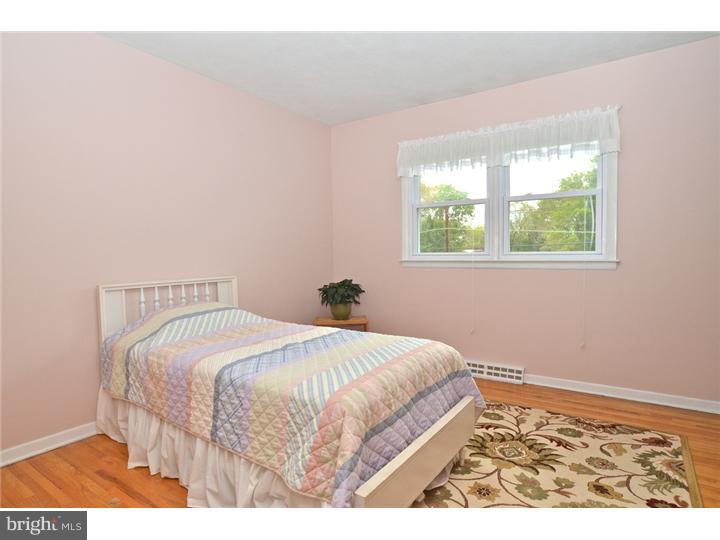 951 Bear Tavern Road Ewing, NJ 08628 - Photo 14 of 19 Bedroom