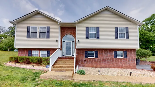 $2,900 | 1504 Potter Drive, Columbia, TN 38401