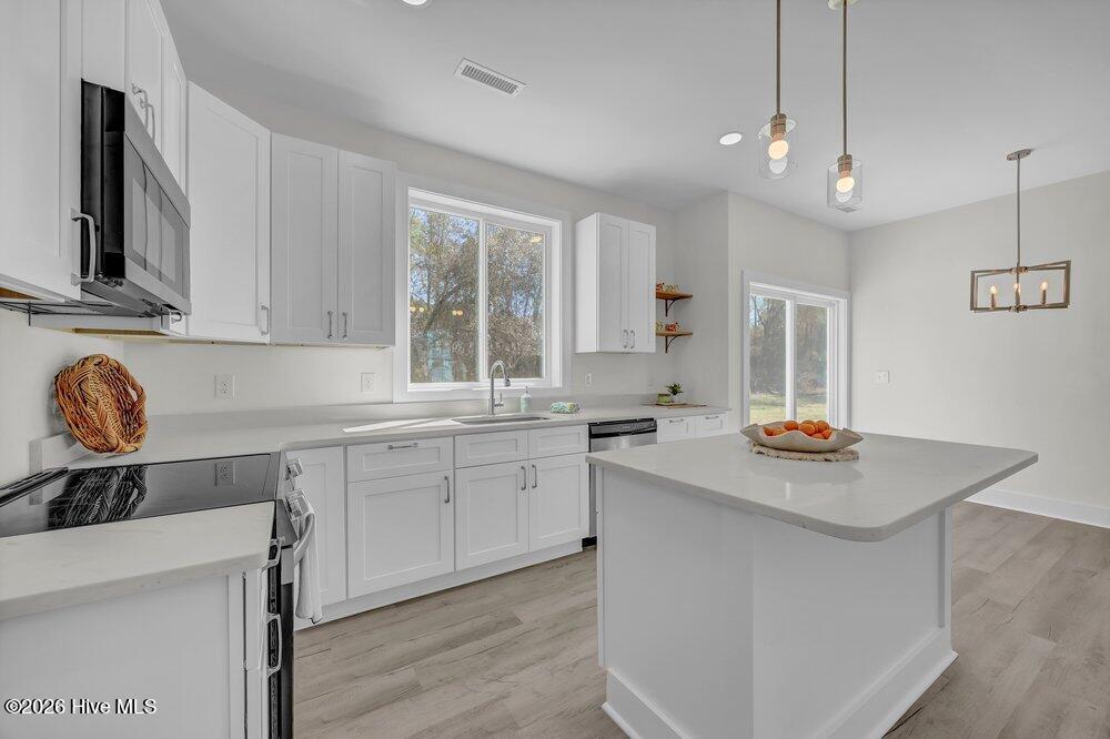 288 Charlestown Road Southport, NC 28461 - Photo 11 of 29 Kitchen