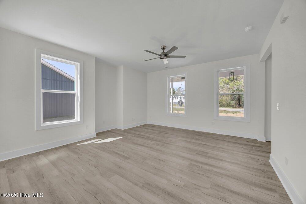 288 Charlestown Road Southport, NC 28461 - Photo 6 of 29 Living Room