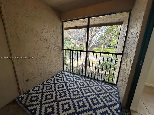 $2,400 | 3673 Northwest 94th Avenue, Unit 7J, Sunrise, FL 33351