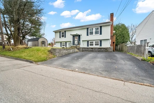 $464,000 | 15 Cumberland Street, Worcester, MA 01606