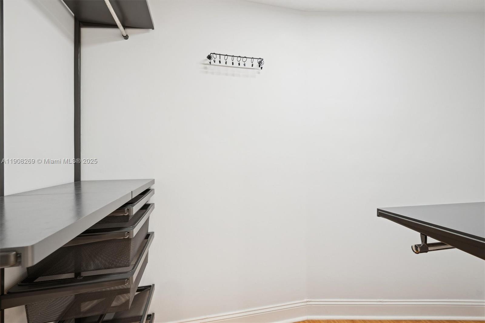 717 Crandon Boulevard, Unit 507 Key Biscayne, FL 33149 - Photo 12 of 27