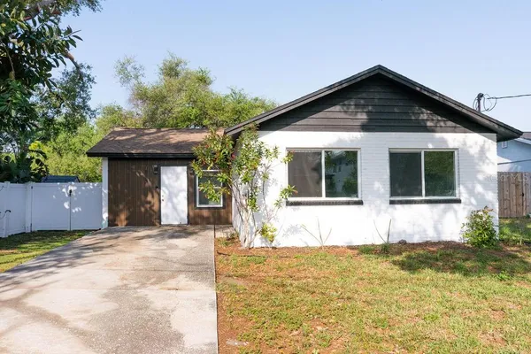 $2,900 | 6813 South Himes Avenue, Tampa, FL 33611