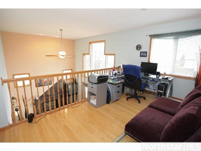 633 Falcon Ridge Road Woodbury, MN 55125 - Photo 15 of 18 Gallery Image 15
