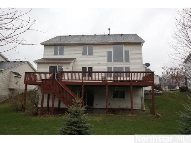 633 Falcon Ridge Road Woodbury, MN 55125 - Photo 16 of 18 Gallery Image 16